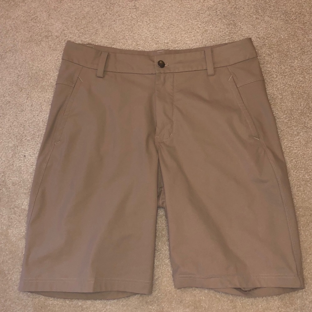 Lululemon ABC Khaki Short